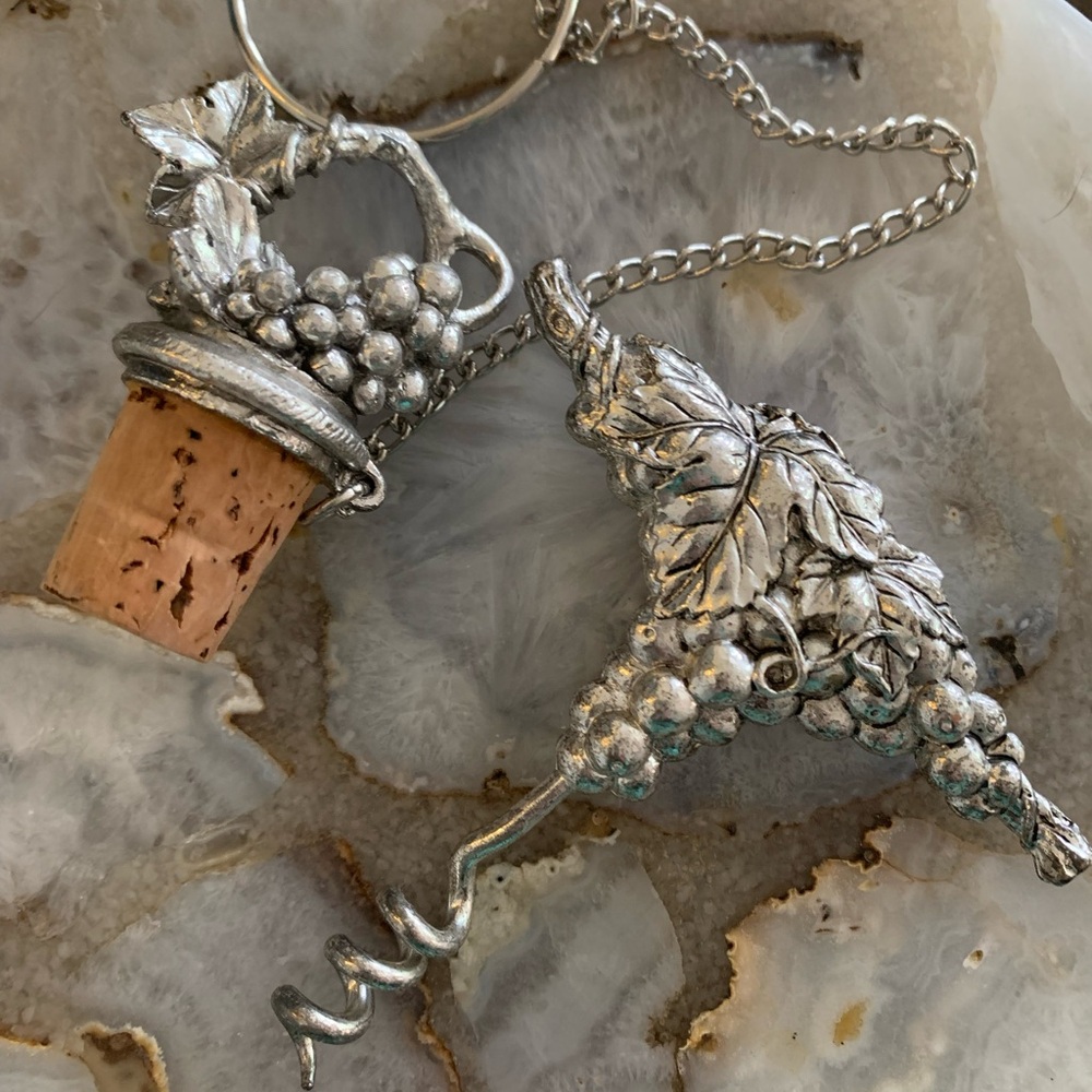 Pewter Grape Wine Stopper and Corkscrew Set Arthur Court